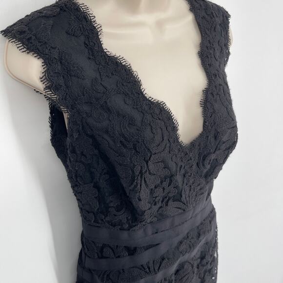 Tadashi Shoji Embroidered Lace V-Neck Cocktail Dress Sz 4 Black Ribbon Waist - Picture 3 of 12